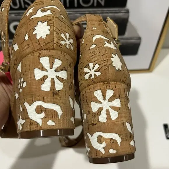 Coach Beige Floral Block Heel Sandals Ankle Strap Sandals Size 9.5 block - Picture 6 of 10